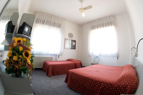 Hotel Milano Pistoia Dış mekan fotoğraf
