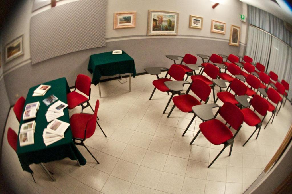 Hotel Milano Pistoia Dış mekan fotoğraf