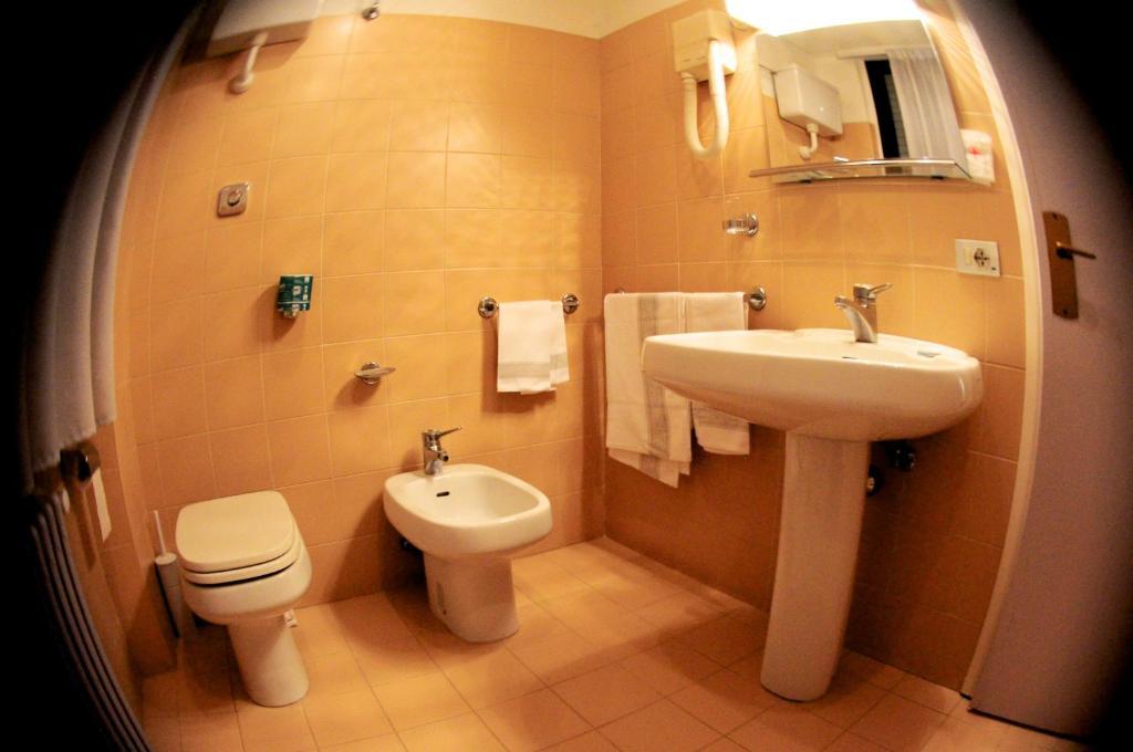 Hotel Milano Pistoia Dış mekan fotoğraf