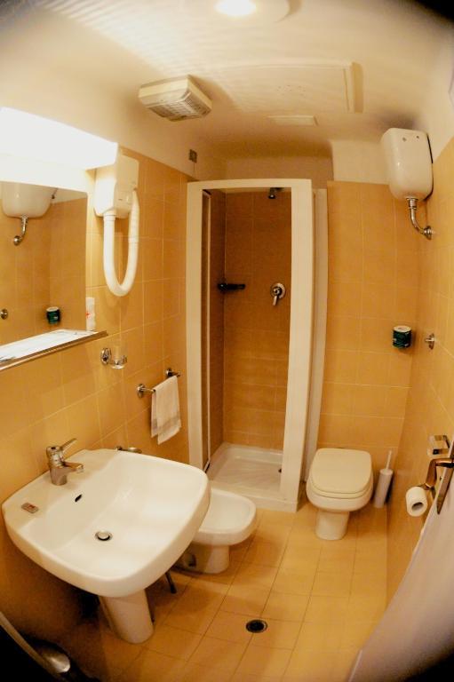 Hotel Milano Pistoia Dış mekan fotoğraf